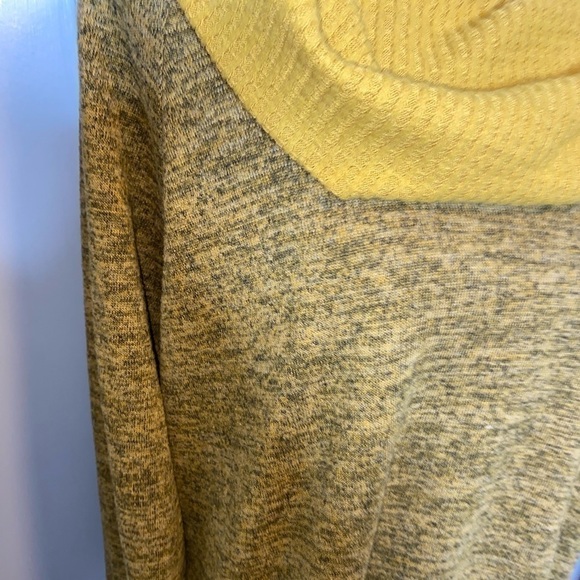 New York Laundry GUC XL Cowl Neck Button Detail Darker Mustard Yellow Sweater - Picture 4 of 14
